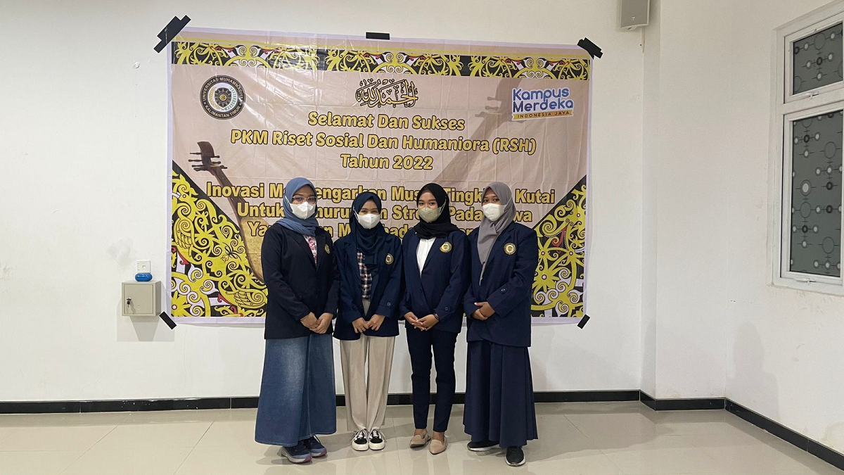 Mahasiswa UMKT Angkat Budaya Kutai, Melalui Terapi Musik Untuk Menurunkan Stres Pada Siswa Yang Akan Ujian Tulis Berbasis Komputer (UTBK)
