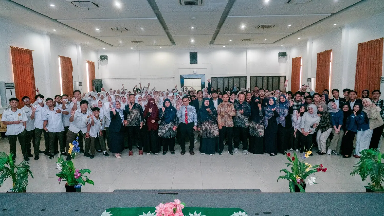 Workshop Kurikulum FIK UMKT Selaraskan Pendidikan Keperawatan dengan Standar Nasional Terbaru