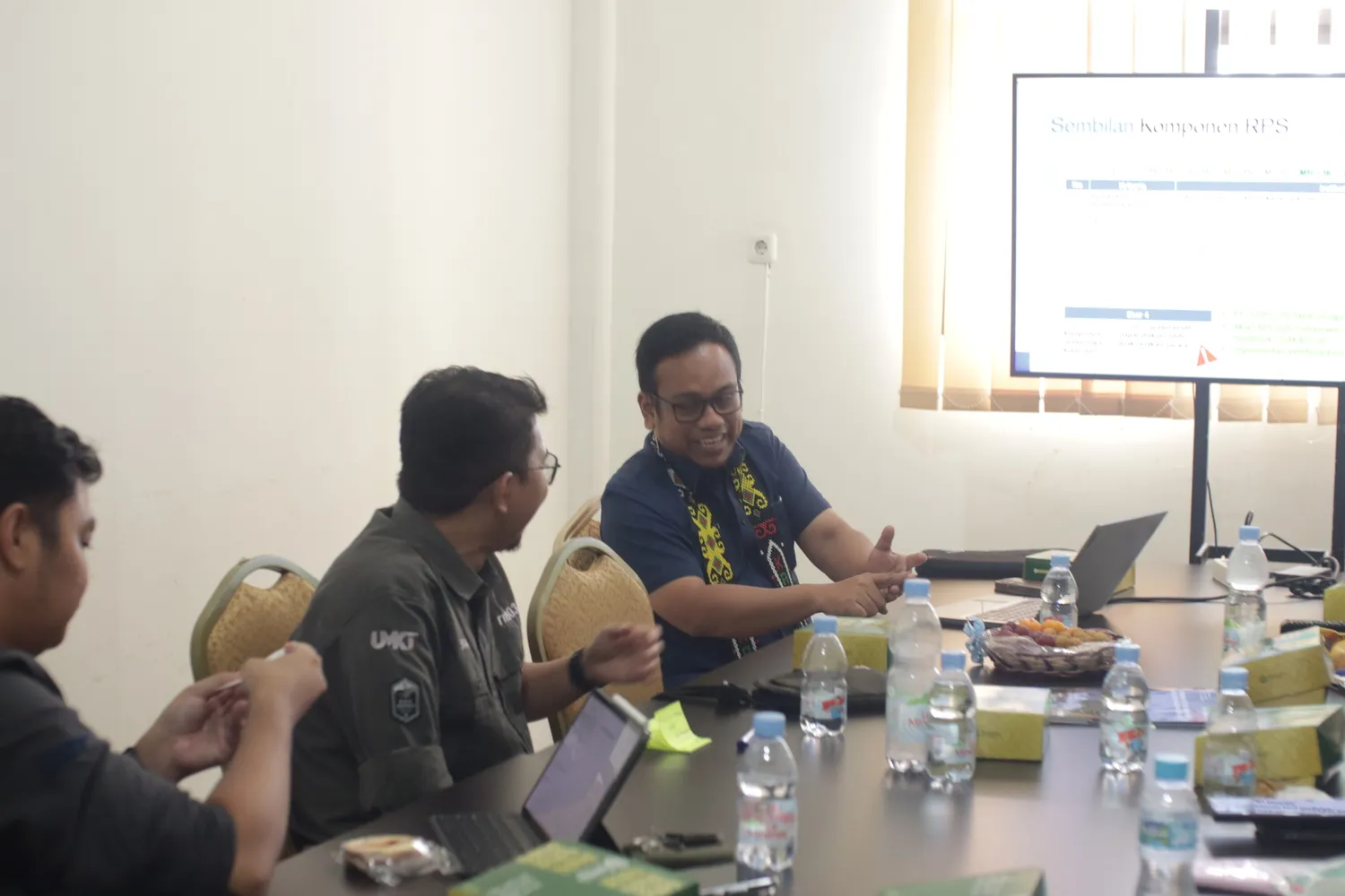 Perkuat Kualitas Kurikulum Akademik, FST UMKT Gelar Sharing Session Basic Science dan Capstone Design